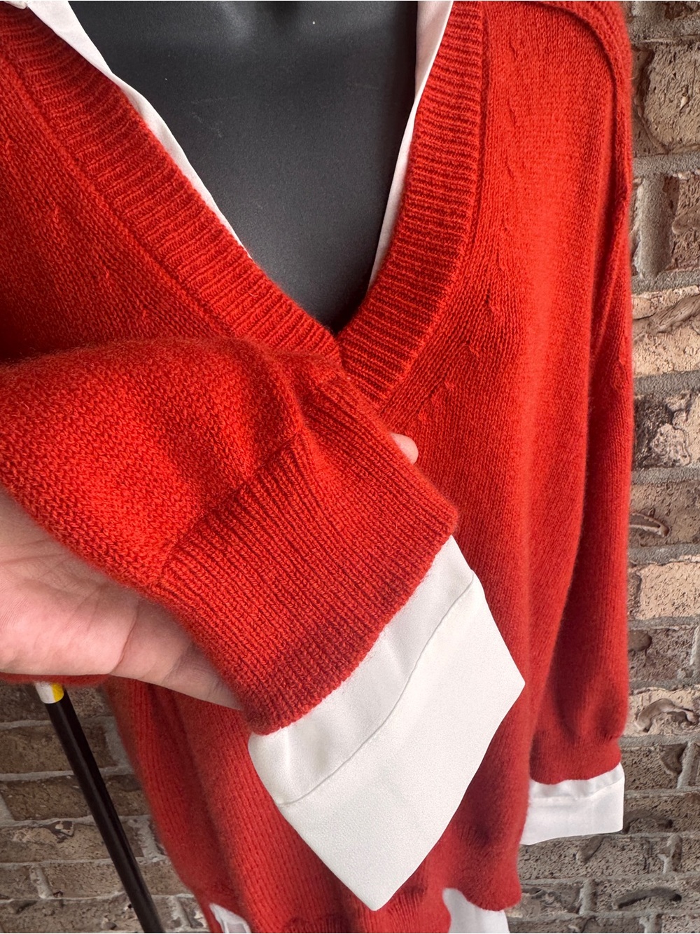 Brochu Walker The Looker Layered V Neck Wool Cashmere Sweater Red M - Picture 6 of 12